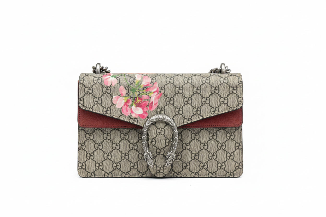 Gucci shoulder bag! SOLD
