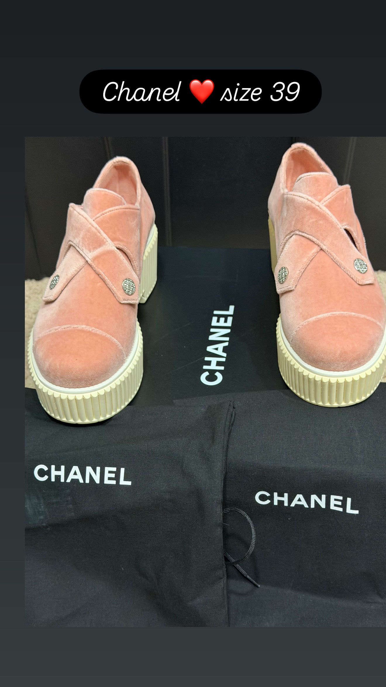 Chanel velvet platform shoes size 39