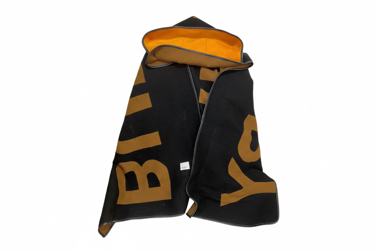 Burberry poncho(reversible) preowned excellent condition