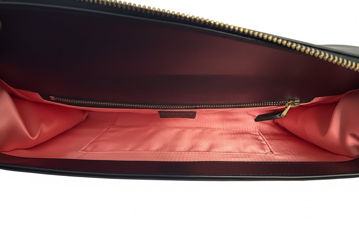 Gucci Marmont clutch velvet