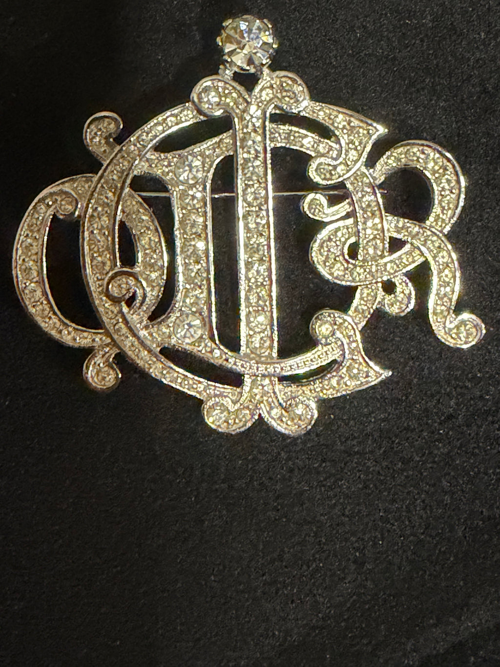 Dior brooch