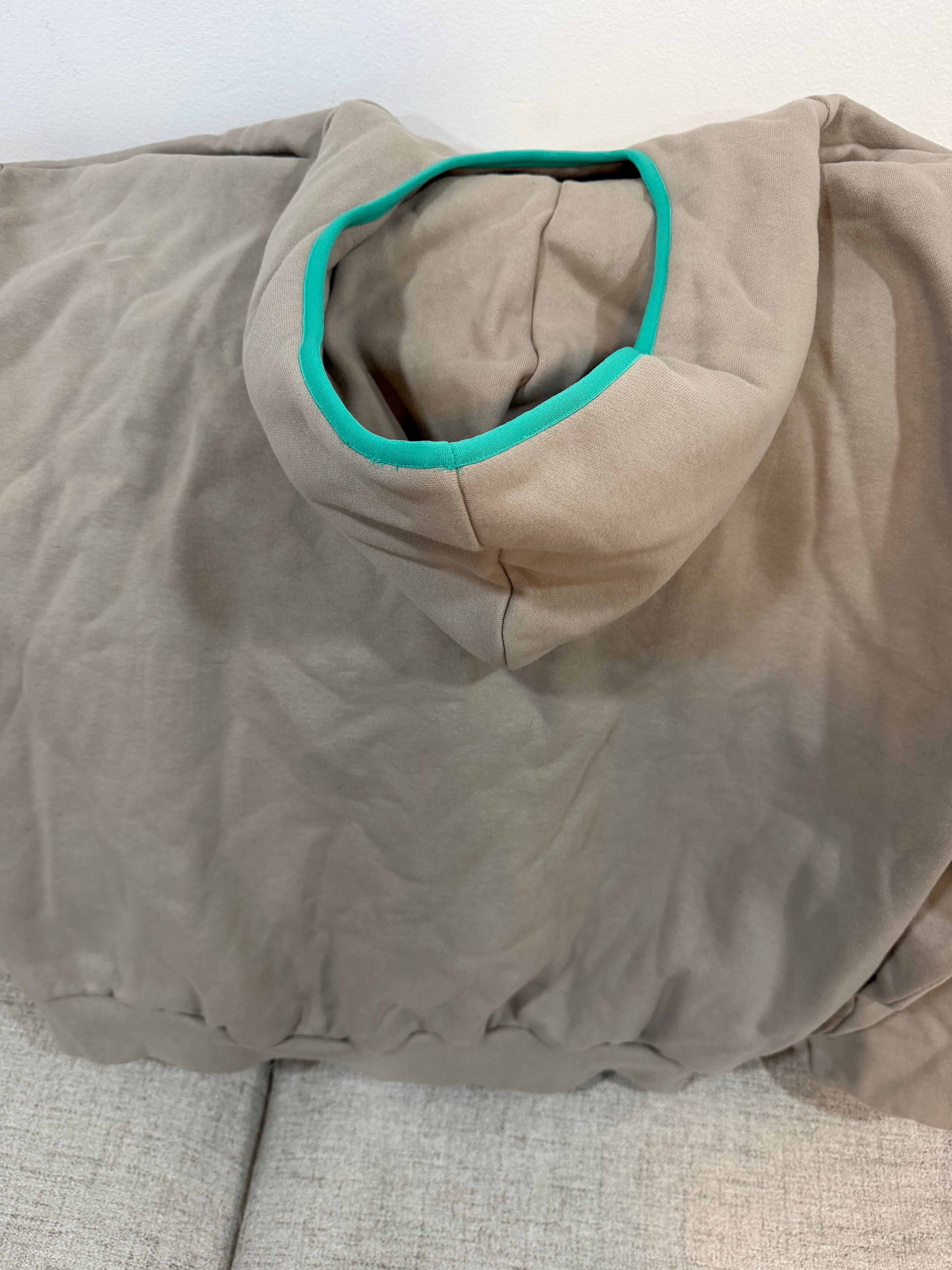 Essential hoodie xl men/sold