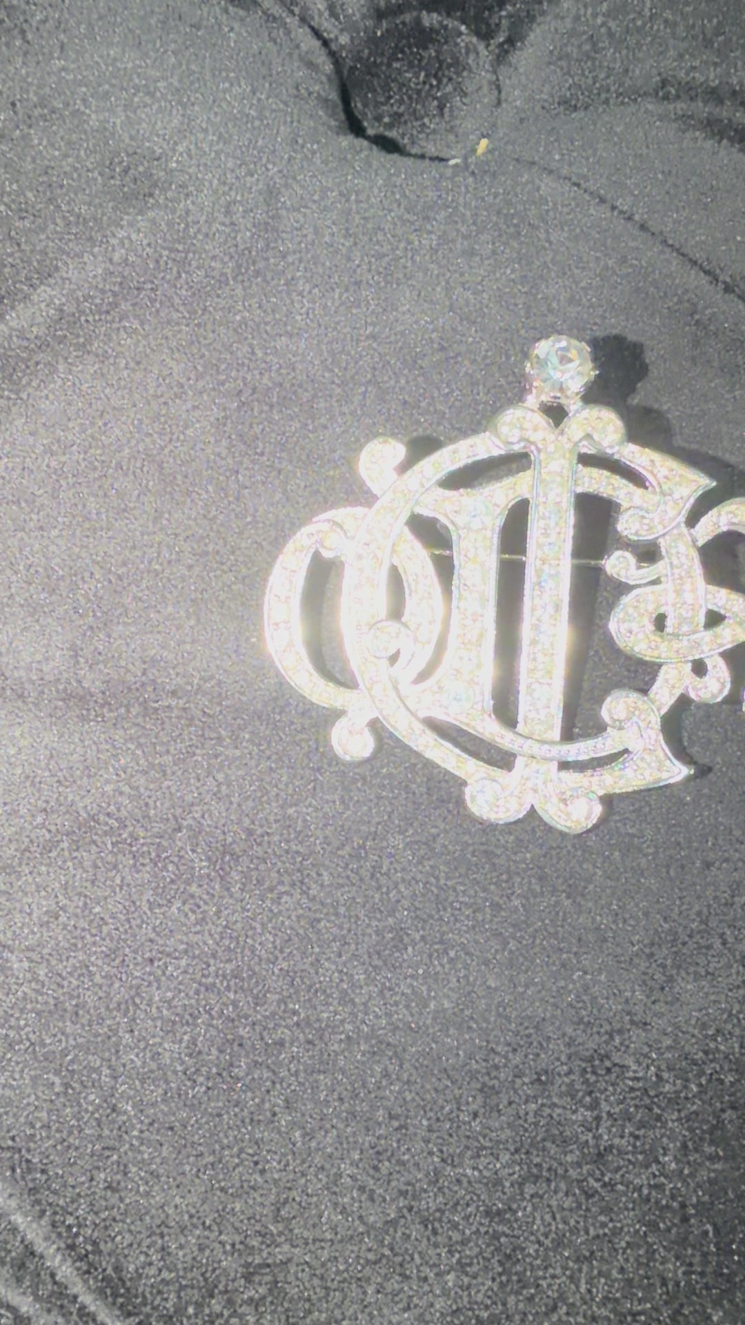 Dior brooch